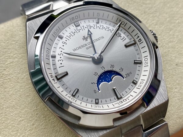 Patek Philippe Overseas 4000V/210A
