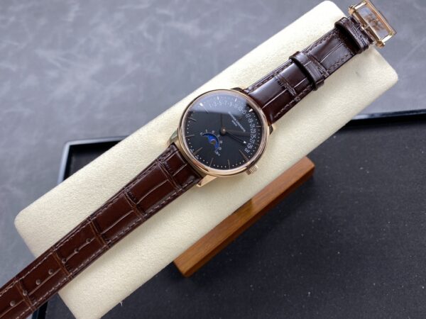 Patek Philippe Overseas 4000V/210A