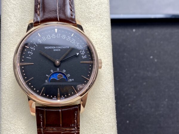 Patek Philippe Overseas 4000V/210A