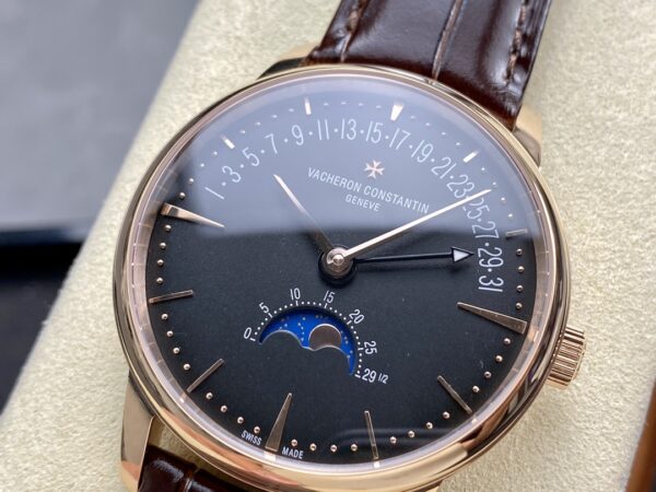 Patek Philippe Overseas 4000V/210A