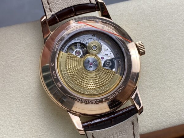 Patek Philippe Overseas 4000V/210A