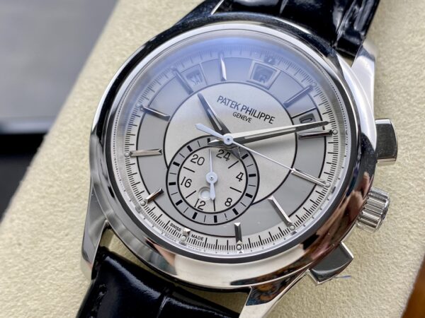 Patek Philippe Nautilus 5905R-010