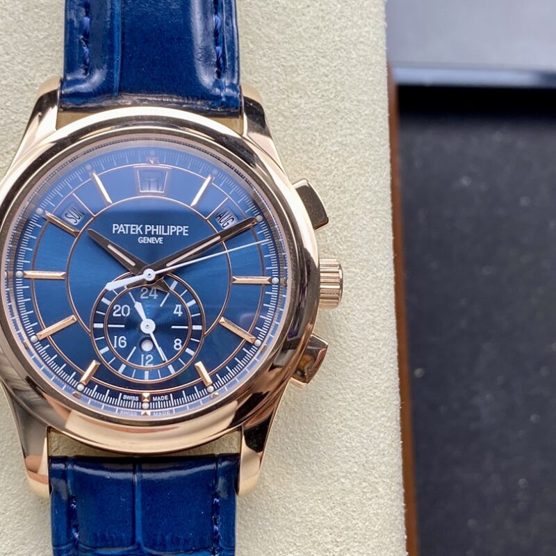 Patek Philippe Nautilus 5905R-010