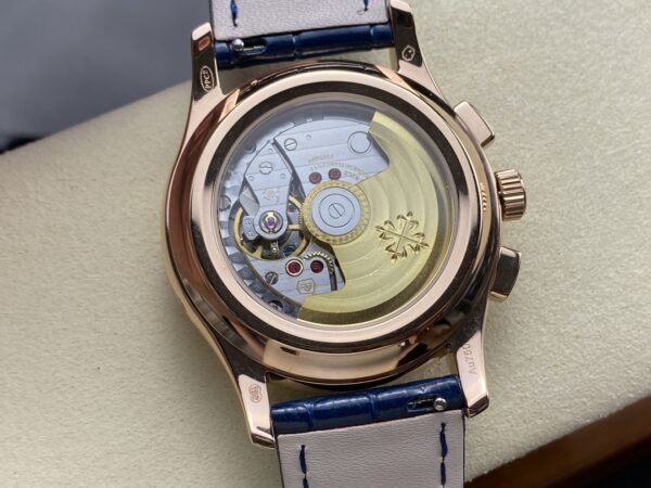 Patek Philippe Nautilus 5905R-010