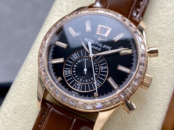 Patek Philippe Nautilus 5905R-010