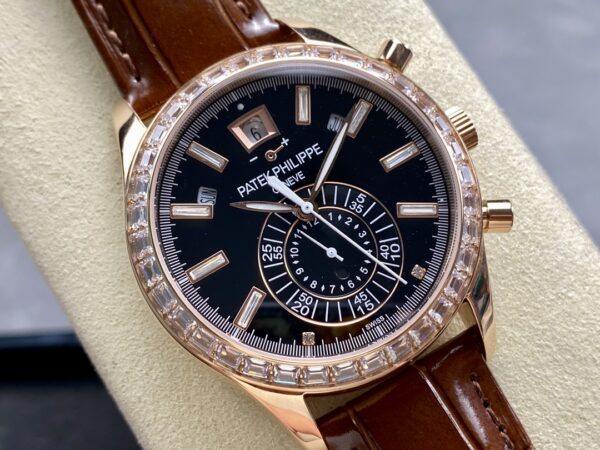 Patek Philippe Nautilus 5905R-010