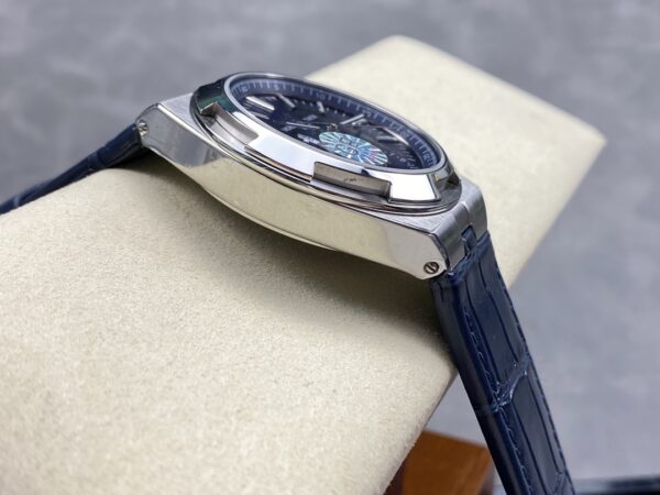 Vacheron Constantin Overseas 7920V/210A