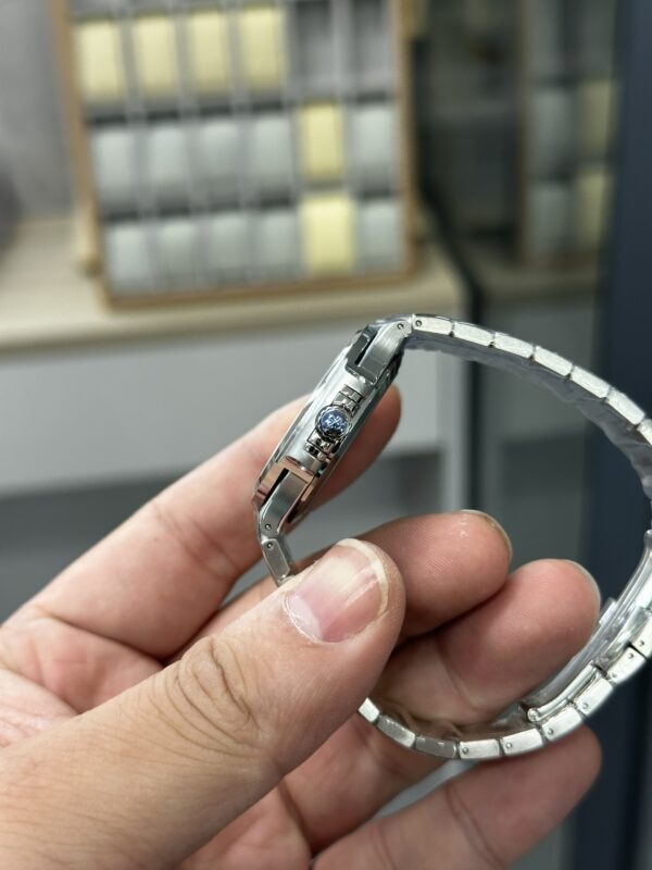 Patek Philippe Nautilus 7118 Gray