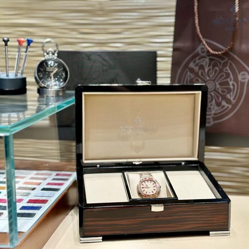 Patek Philippe Nautilus 7118/1300R