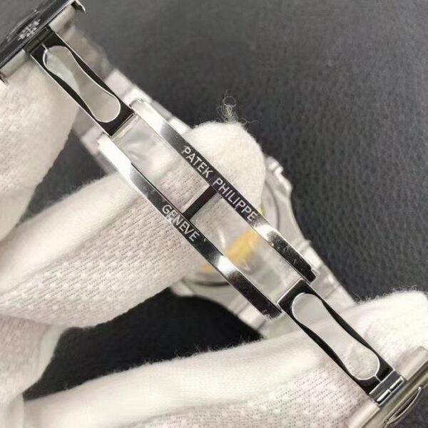 Patek Philippe Nautilus 5711 White