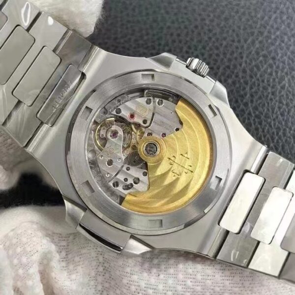 Patek Philippe Nautilus 5711 White