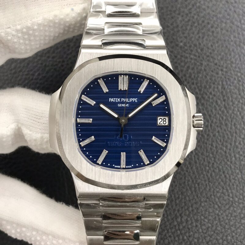 Patek Philippe Nautilus 1976-2016 Blue