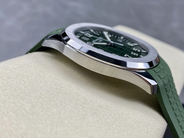 Patek Philippe Aquanaut 5168 Red