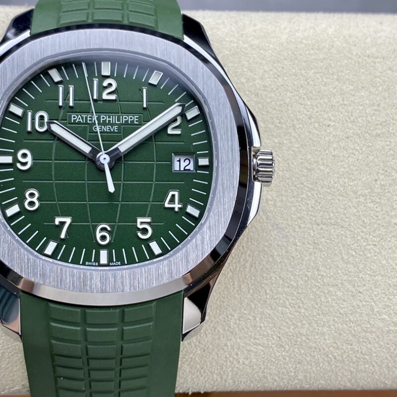 Patek Philippe Aquanaut 5168 Red