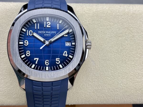 a1739629847157_2341-1.jpg Patek Philippe Aquanaut 5168 Red