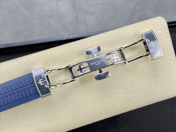 a1739629848235_3778-1.jpg Patek Philippe Aquanaut 5168 Red