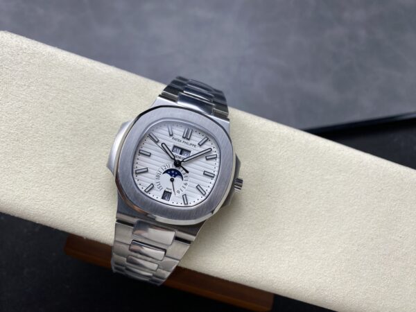 Patek Philippe Nautilus 5726 Black