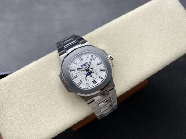 Patek Philippe Nautilus 5726 Black