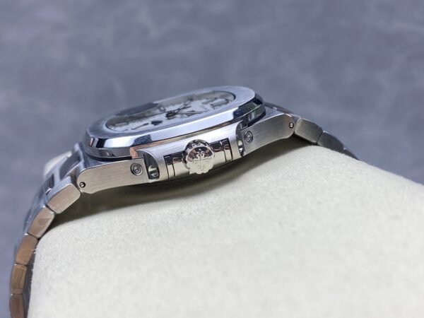 Patek Philippe Nautilus 5726 Black