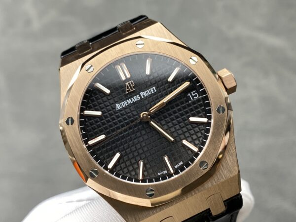 Audemars Piguet Royal Oak 15500 Red