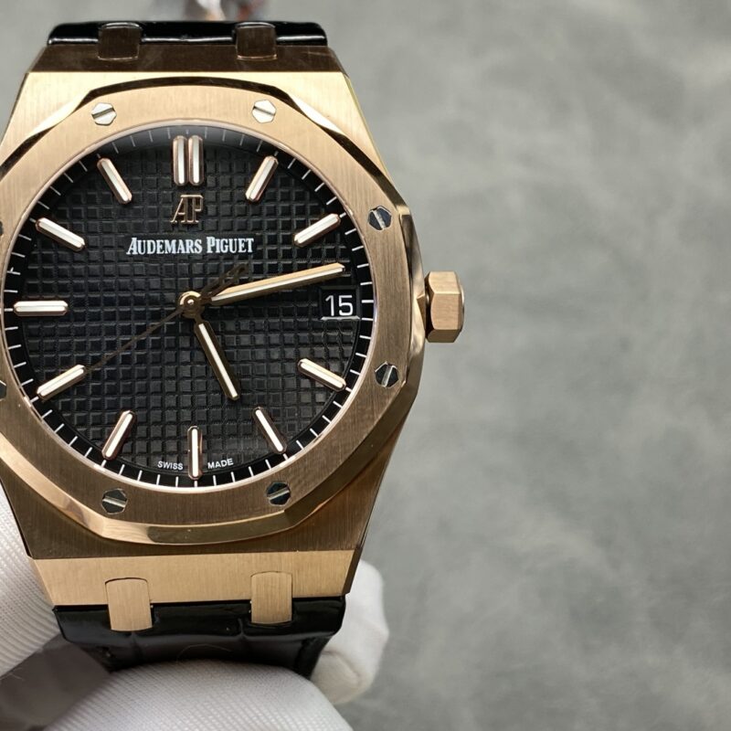 Audemars Piguet Royal Oak 15500 Red