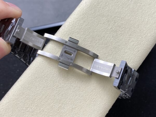 Audemars Piguet Watch 15416 White
