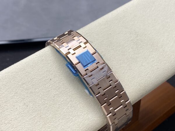 Audemars Piguet Watch 26240