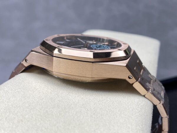 Audemars Piguet Watch 26240