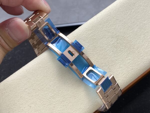 Audemars Piguet Watch 26240