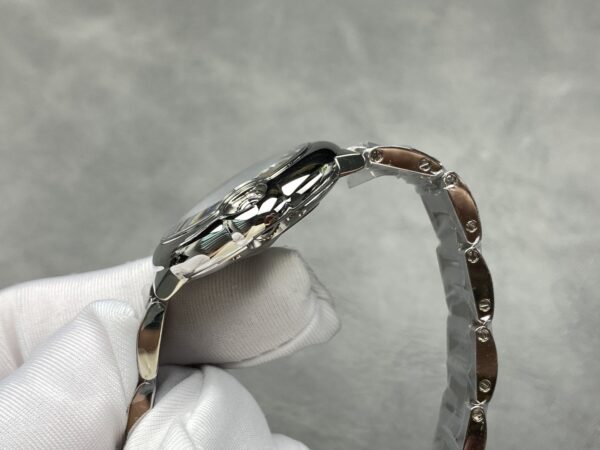 Cartier Ballon Bleu (BALLON BLEU) Ice Blue