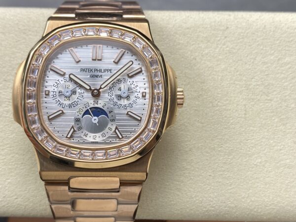 Patek Philippe Nautilus 5740/1G
