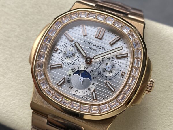 Patek Philippe Nautilus 5740/1G