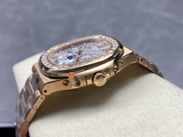 Patek Philippe Nautilus 5740/1G