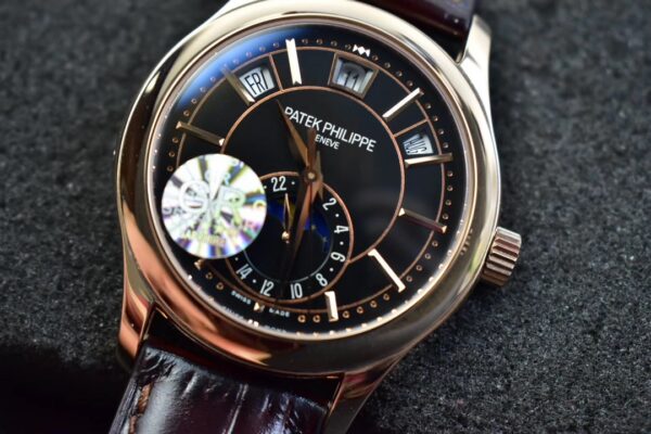 Patek Philippe Watch 5205