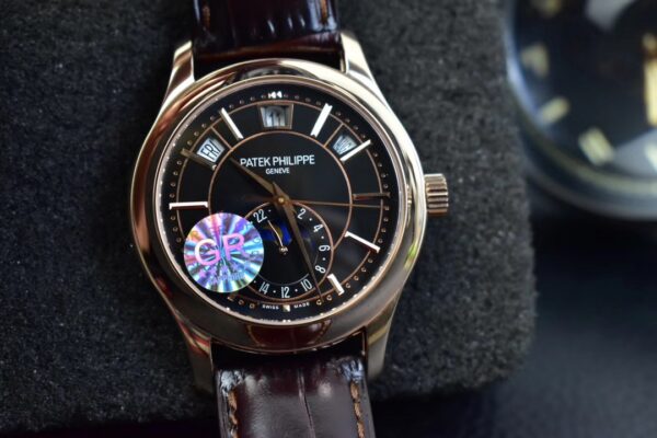 Patek Philippe Watch 5205