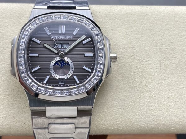 Patek Philippe Nautilus 5726/1A White
