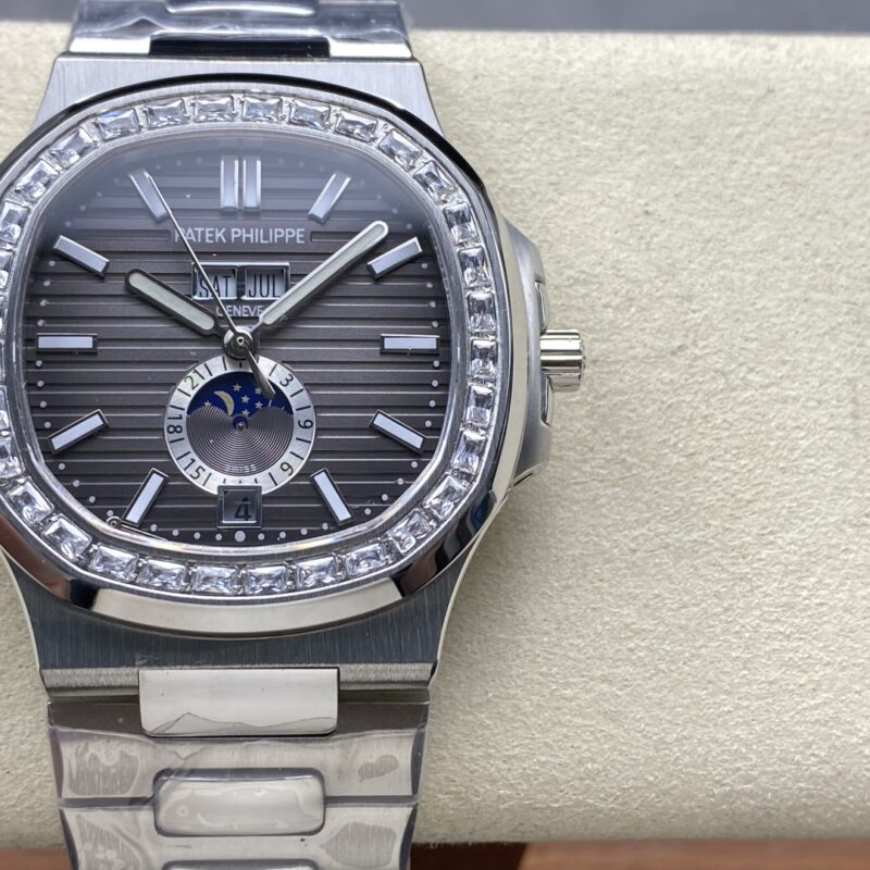 Patek Philippe Nautilus 5726/1A White
