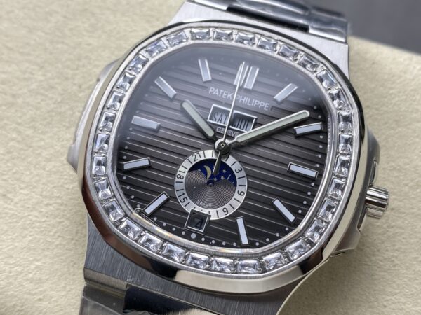 Patek Philippe Nautilus 5726/1A White