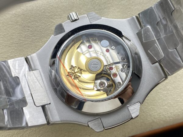 Patek Philippe Nautilus 5726/1A White