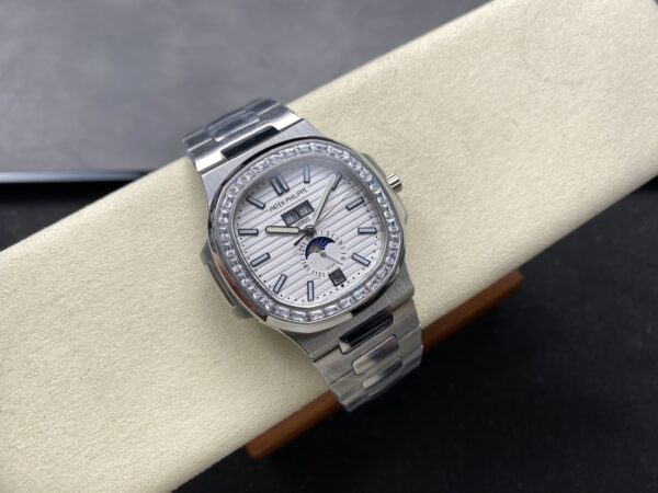 Patek Philippe Nautilus 5726/1A White