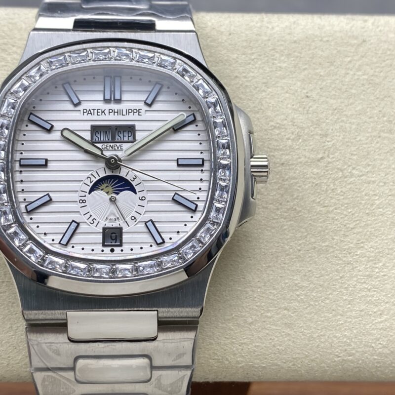 Patek Philippe Nautilus 5726/1A White