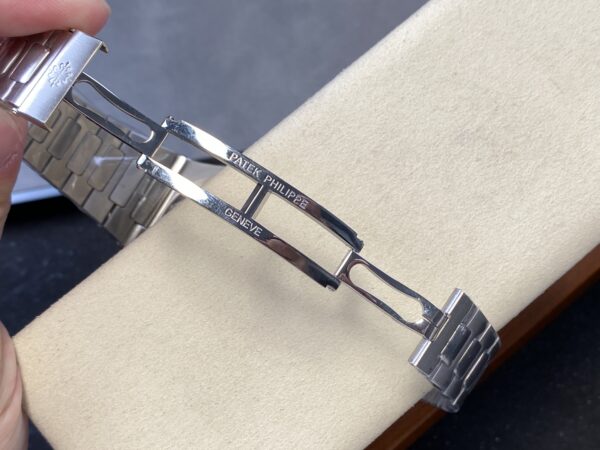 Patek Philippe Nautilus 5980/1A