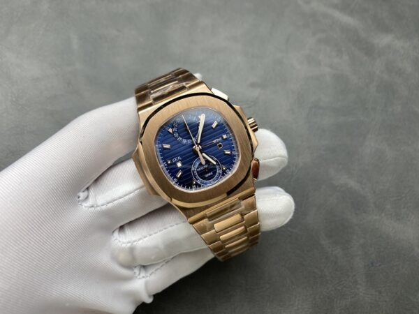 Patek Philippe Nautilus 5990
