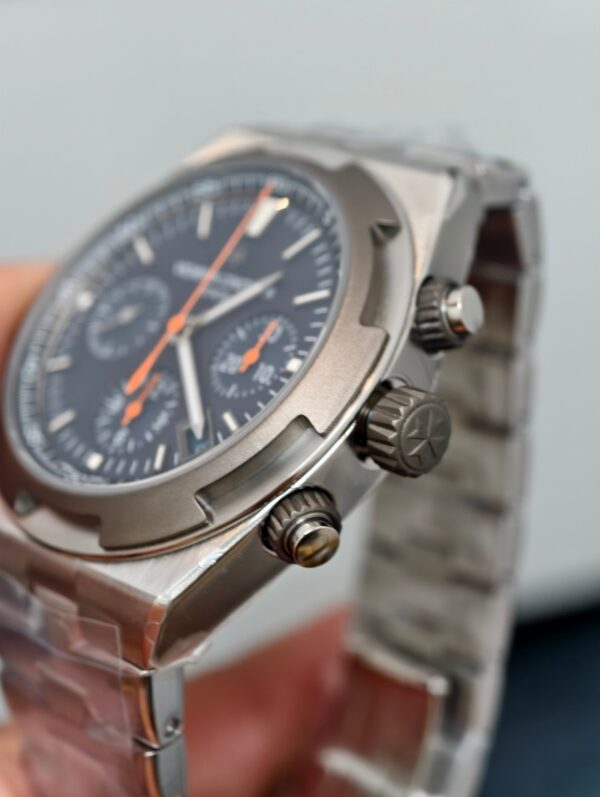 Vacheron Constantin Overseas 5500V Blue