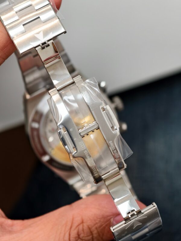 Vacheron Constantin Overseas 5500V Blue