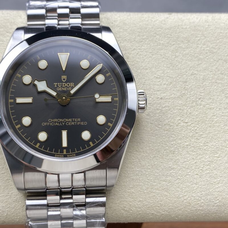 Tudor Black Bay 0001 Blue