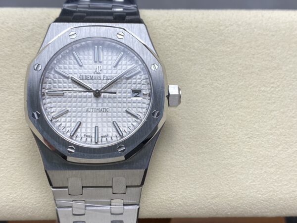 Audemars Piguet Watch 15450