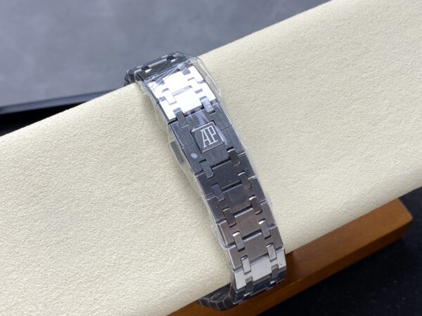Audemars Piguet Watch 15450