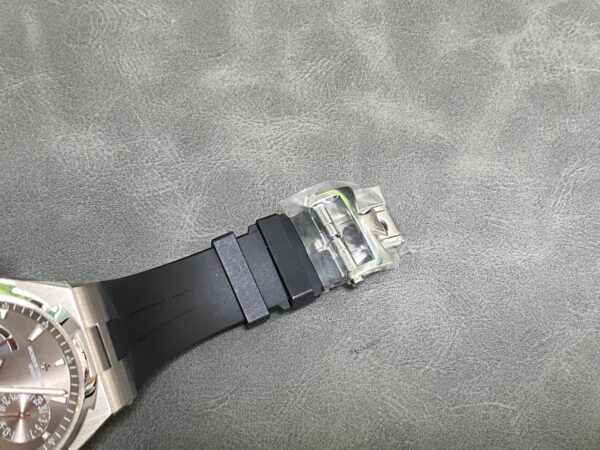 Vacheron Constantin Overseas 1222