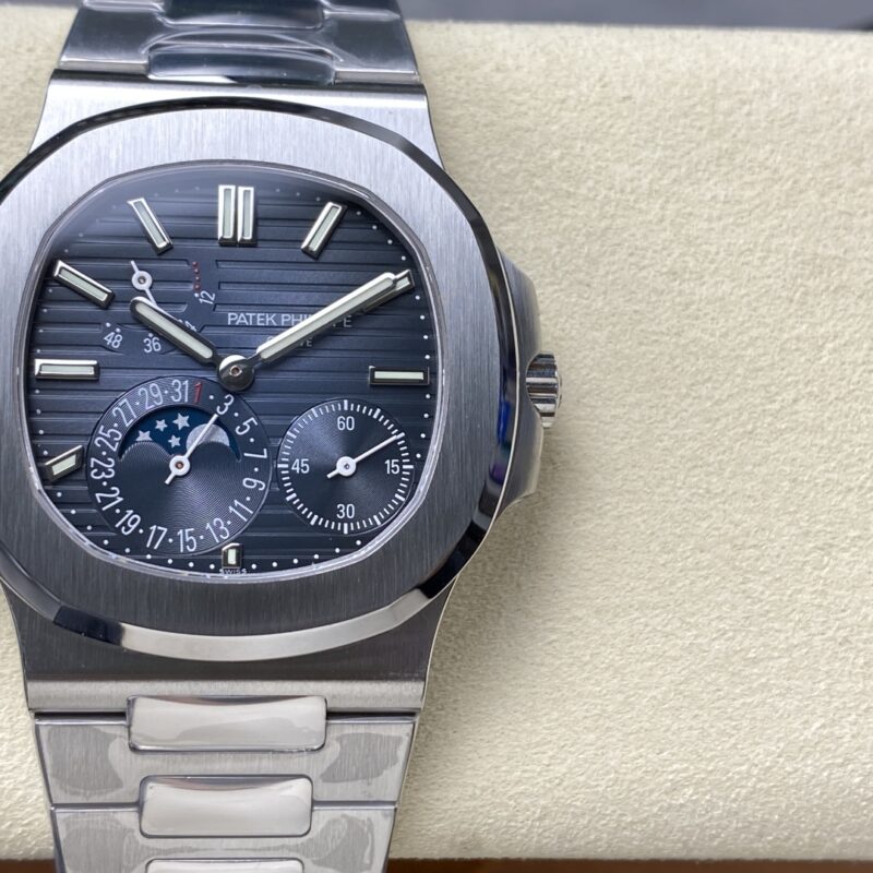 Patek Philippe Nautilus 5712